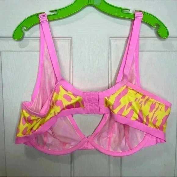 Cacique Womens Unlined High Apex Bra Sz 44DD - Picture 7 of 8